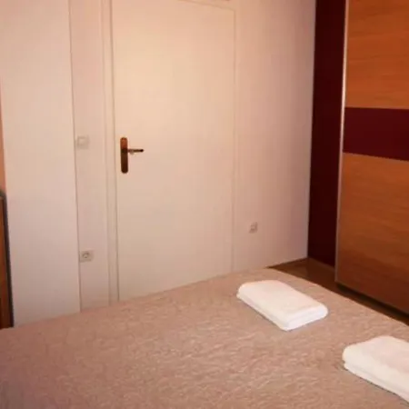 La Pinetina 3 Apartment
