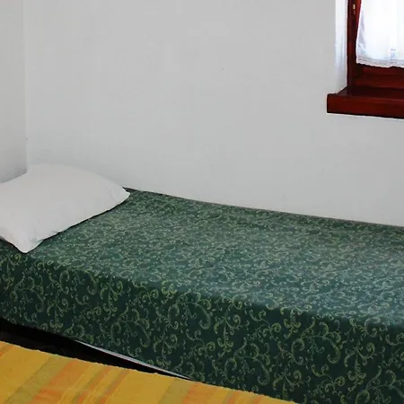 Apartment La Pinetina 3 *