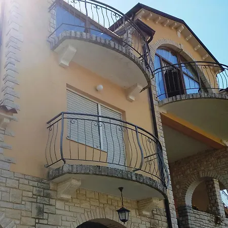 La Pinetina 3